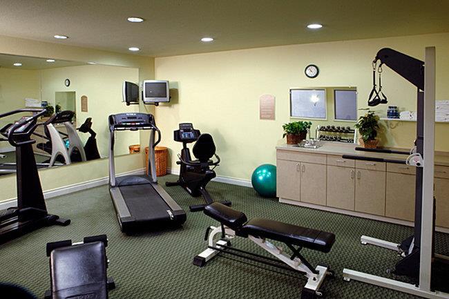 Plaza Inn & Suites at Ashland Creek - photo 4