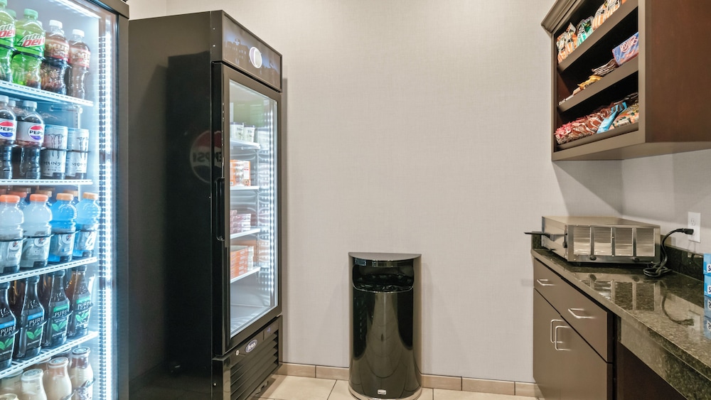 Cobblestone Inn & Suites Julesburg - photo 63