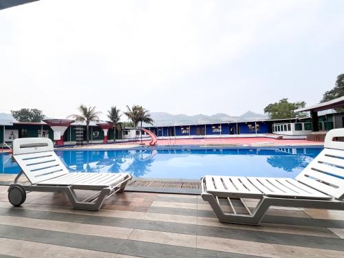 007 Universe Resort in Karjat, India