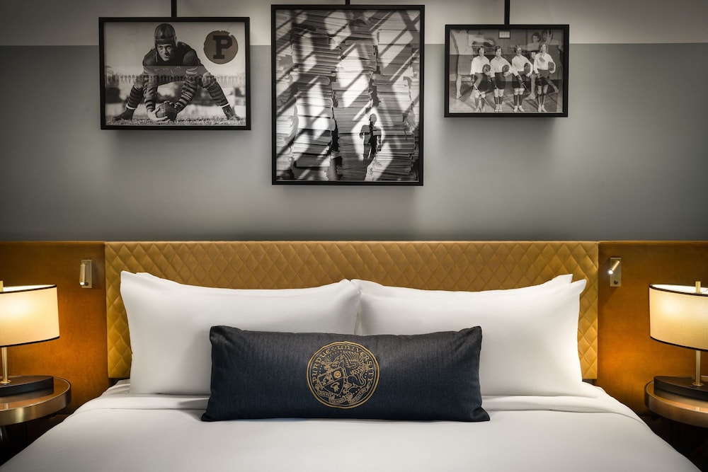 The Union Club Hotel at Purdue University Autograph Collection - photo 23