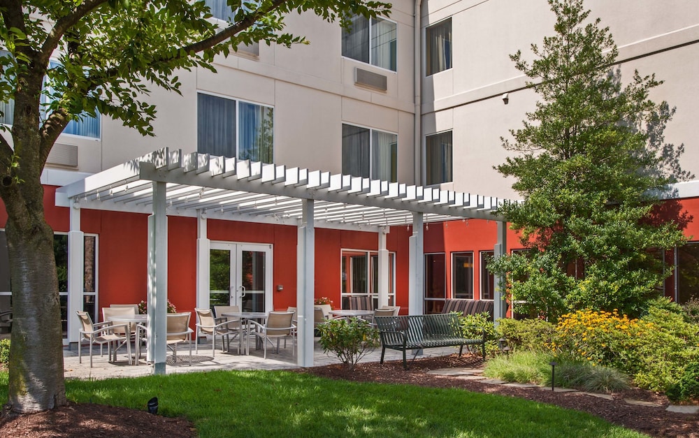 Fairfield Inn & Suites by Marriott Frederick - photo 20