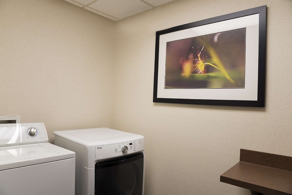 Hampton Inn Mt. Pleasant - photo 21