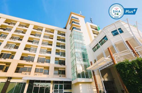 Ratchaphruek Pavilion in Nakhon Pathom, Thailand