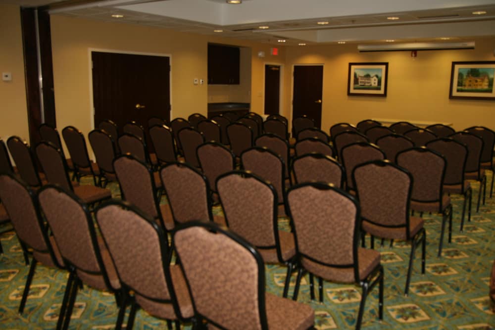Hampton Inn Edenton - photo 69