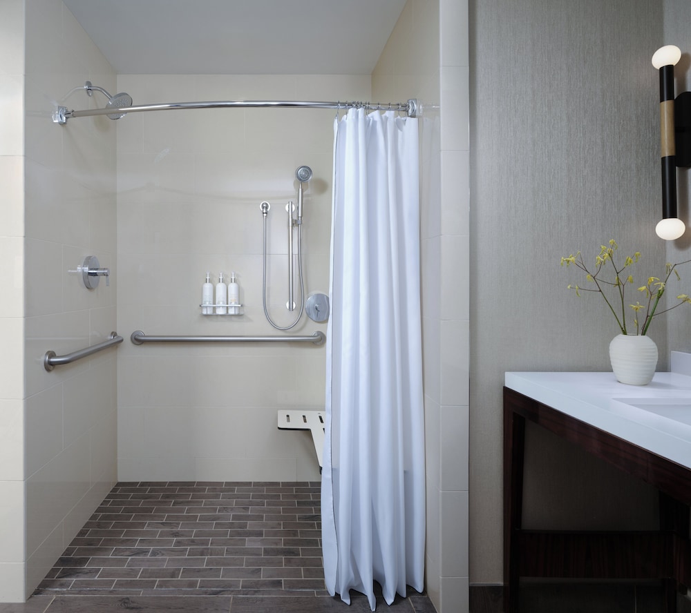 Kimpton Hotel Palomar Phoenix Cityscape by IHG - photo 15