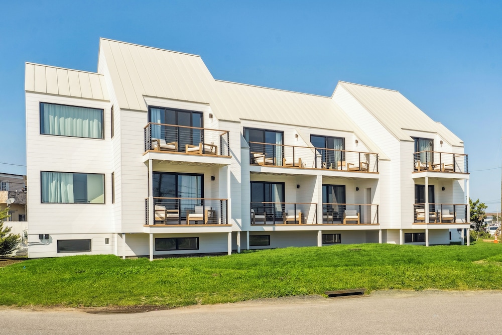 Offshore Residences — 4-Star Luxury Hotel in Montauk, United States