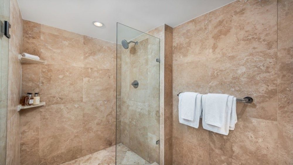 5 Star Condo Hotel #246397 1 Bedroom 1 Bathroom Hotel Room - photo 17