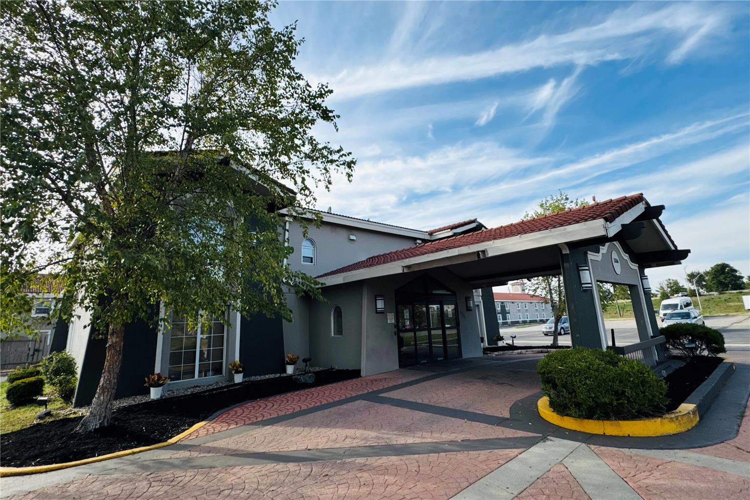 Baymont by Wyndham Indianapolis Airport Lynhurst - photo 3