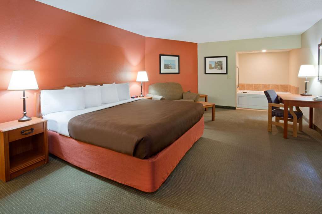 AmericInn by Wyndham Wetmore Munising - photo 13