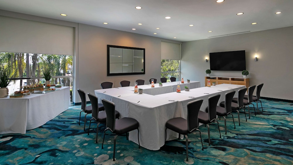 Belamar Hotel Manhattan Beach Tapestry Collection by Hilton - photo 45