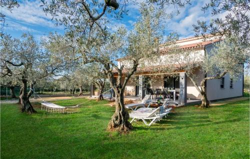 Nice Home In Fazana With Wifi — 4-Star Luxury Hotel in Fazana, Croatia