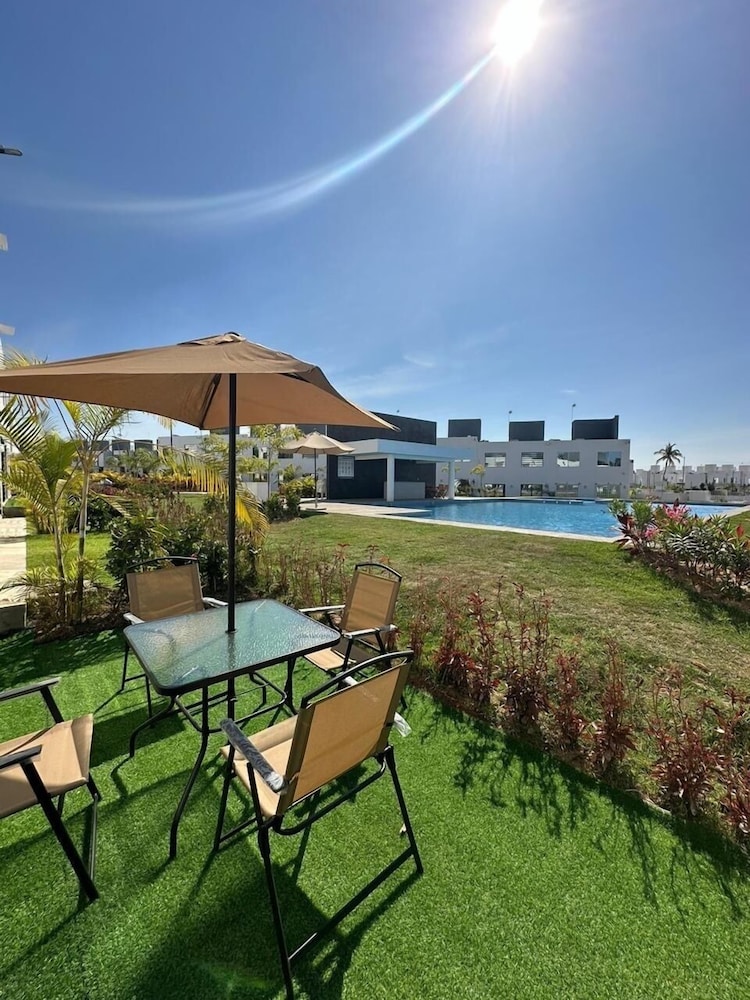 Puerto Vallarta Altavela Egina 59 — hotel in Valle De Banderas