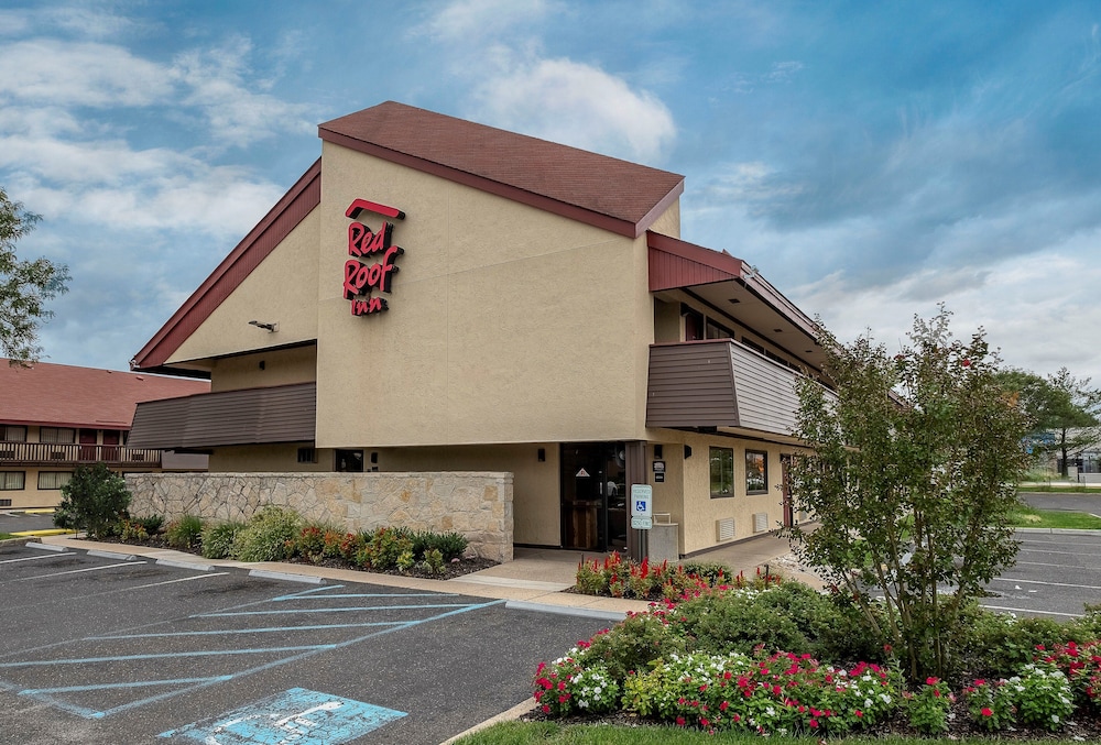 Red Roof Inn Mt Laurel — Mount Laurel