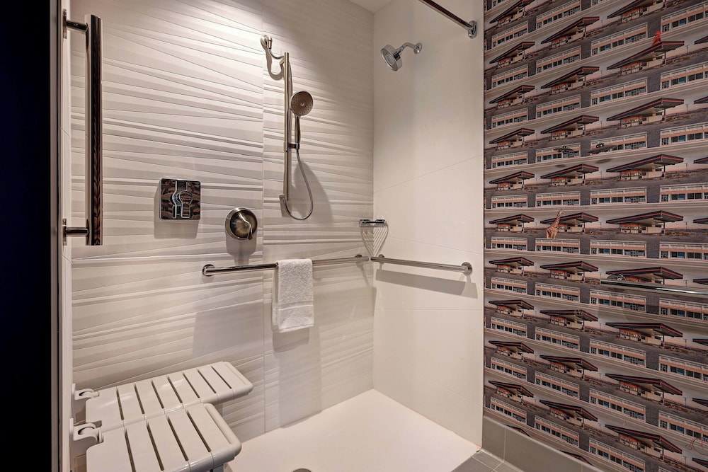 Aloft Mooresville - photo 14