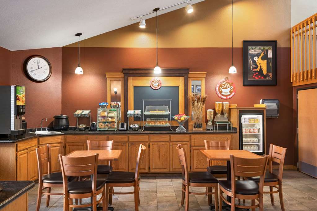 AmericInn by Wyndham Detroit Lakes - photo 71