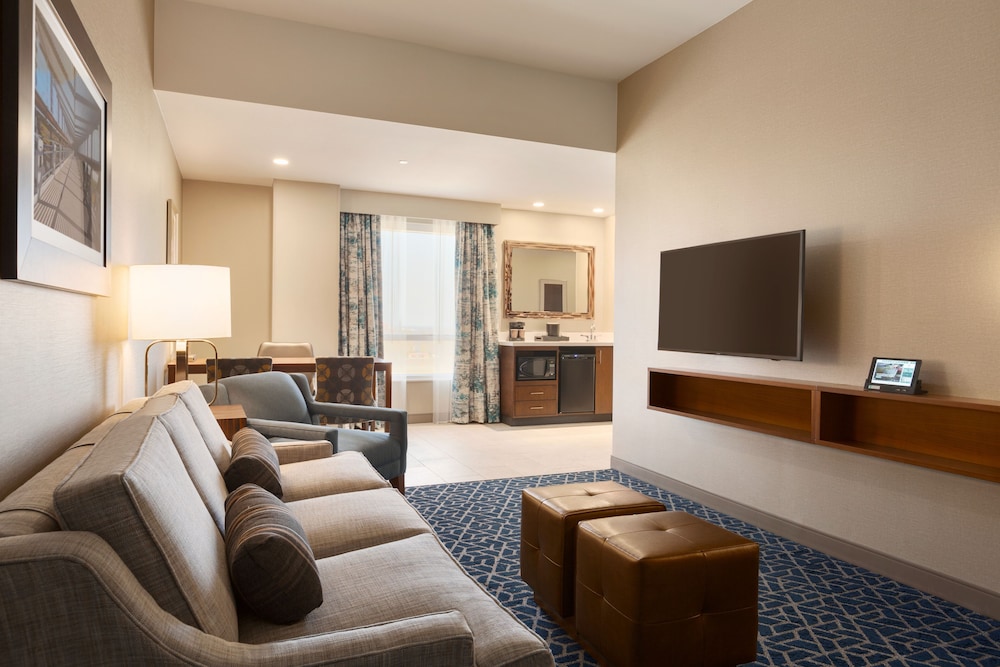Embassy Suites by Hilton Denton Convention Center - photo 17
