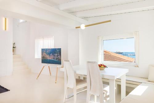 Calma Bianca — Pythagoreio — photo 2