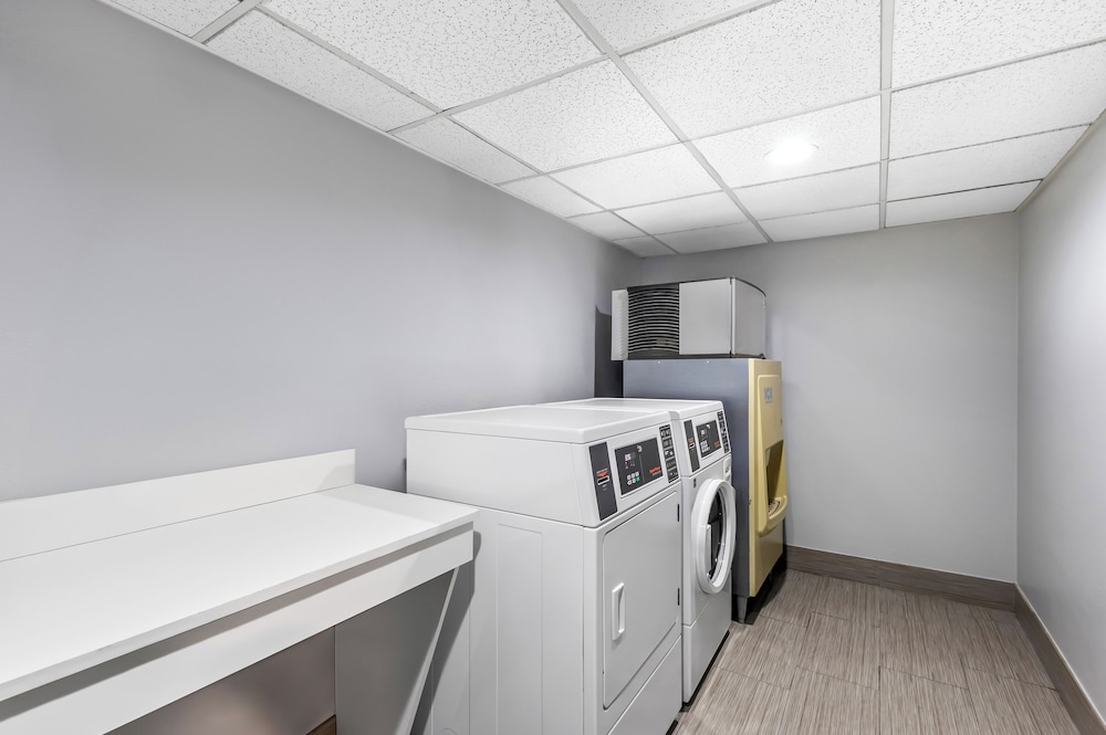 Spark by Hilton Alpharetta Roswell - photo 12
