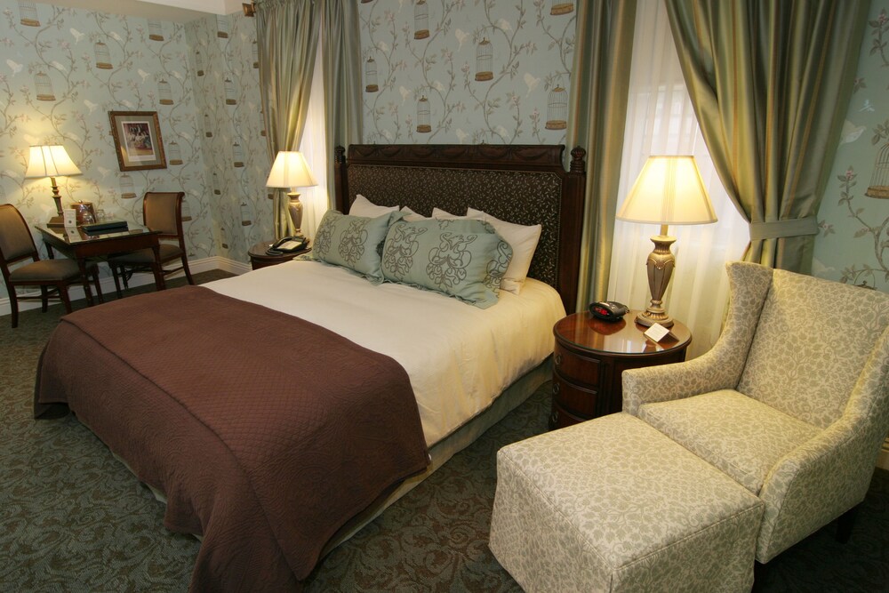 Charley Creek Inn - photo 16
