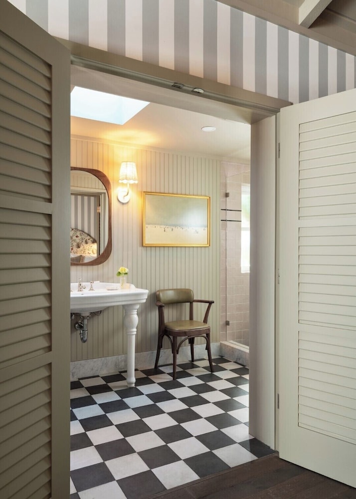 Le Petit Pali Brentwood West Los Angeles - photo 51