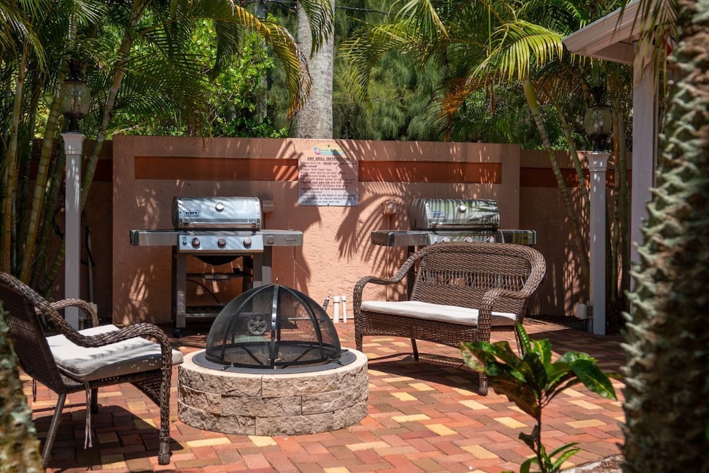 Siesta Key Inn - photo 33