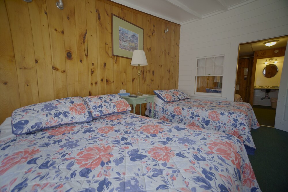 Betty Doon Hotel - photo 64