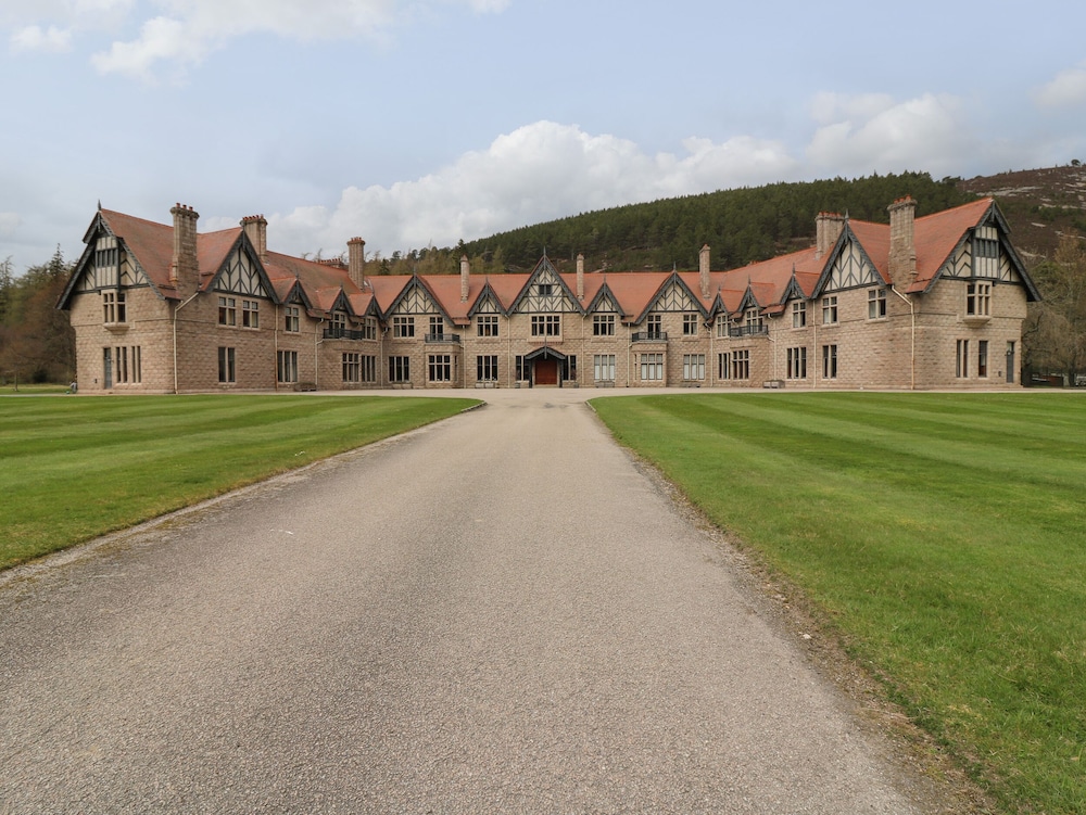 Macdui Mar Lodge Estate — 4-Star Luxury Hotel in Ballater, United Kingdom