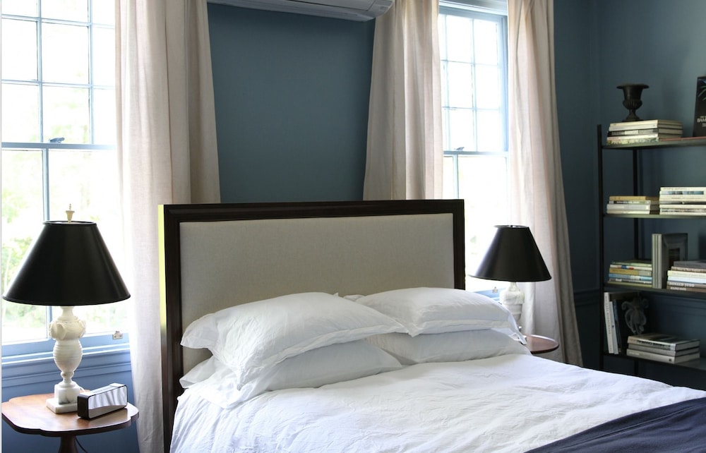 Inn at Kenmore Hall - photo 10