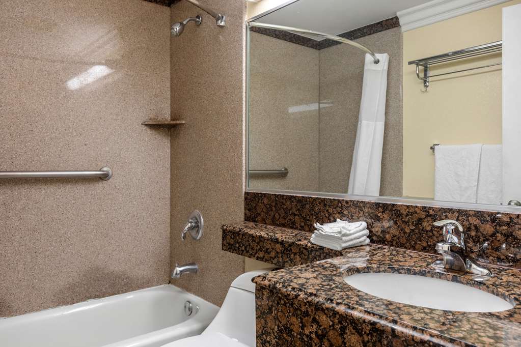Quality Inn Torrance Lomita - photo 33