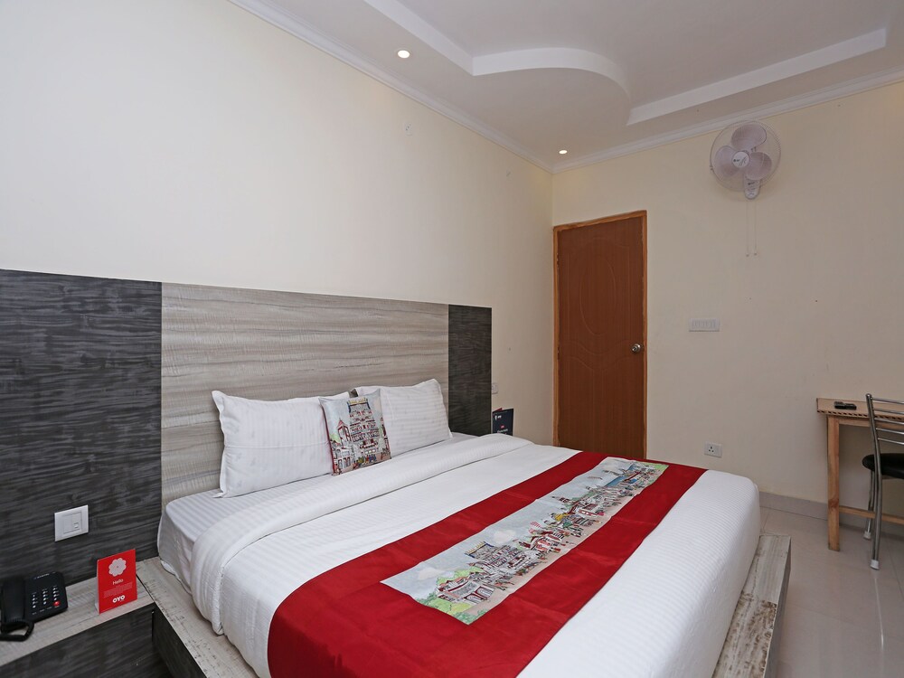 Hotel Mountain View - carbon neutral hotel in Dehra Dun