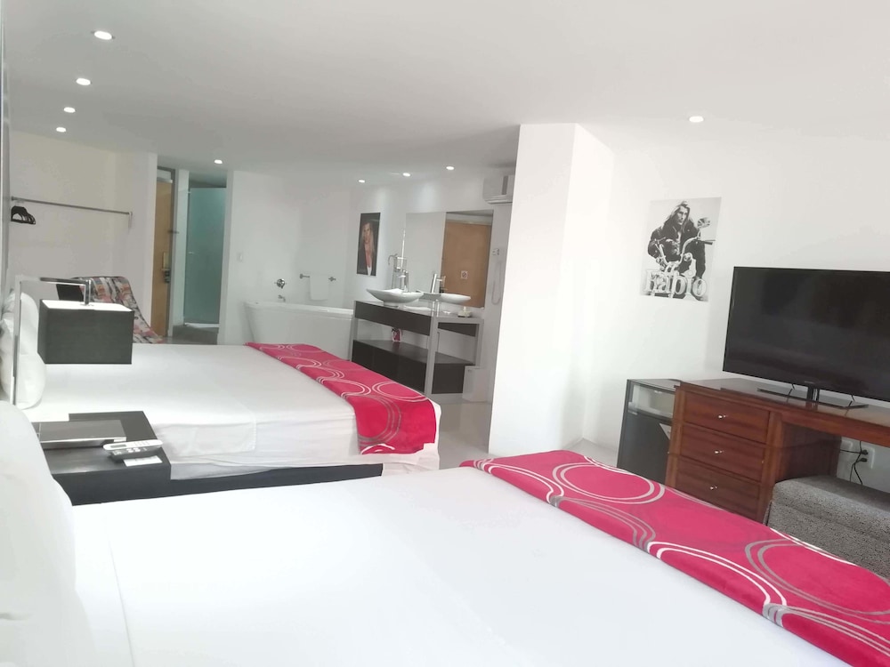 MayaFair Design Hotel
