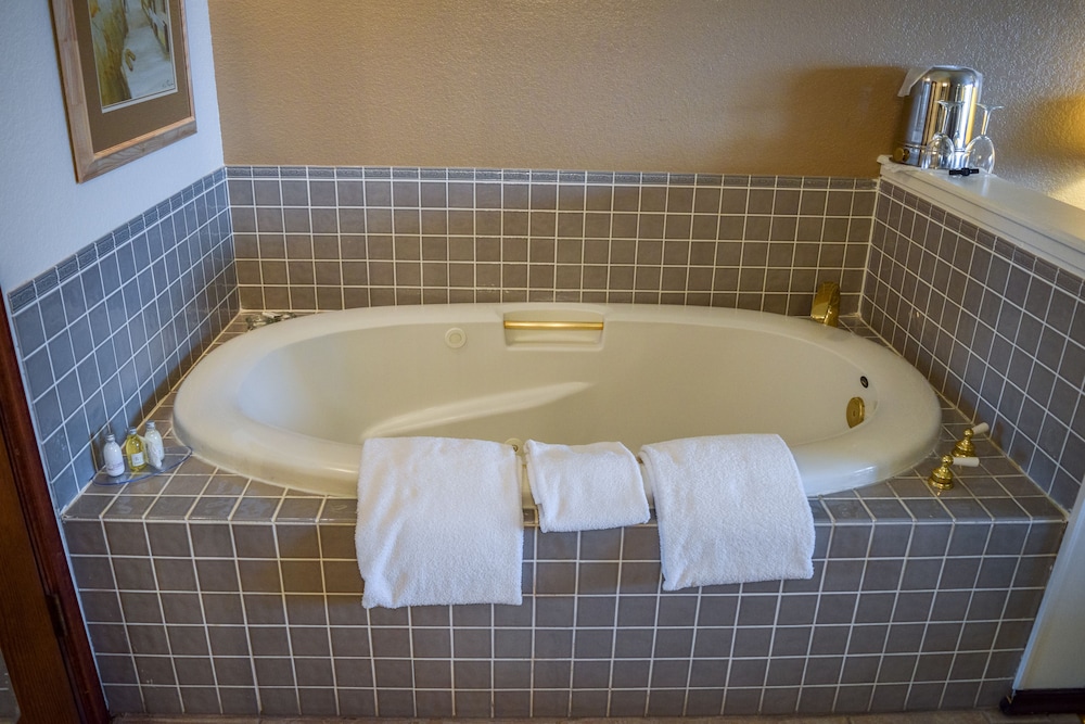 Wharf Master's Inn - photo 56