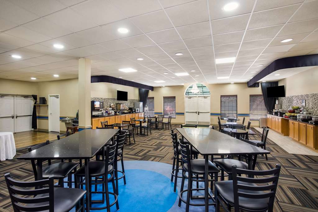 SureStay Hotel by Best Western Bardstown General Nelson - photo 35