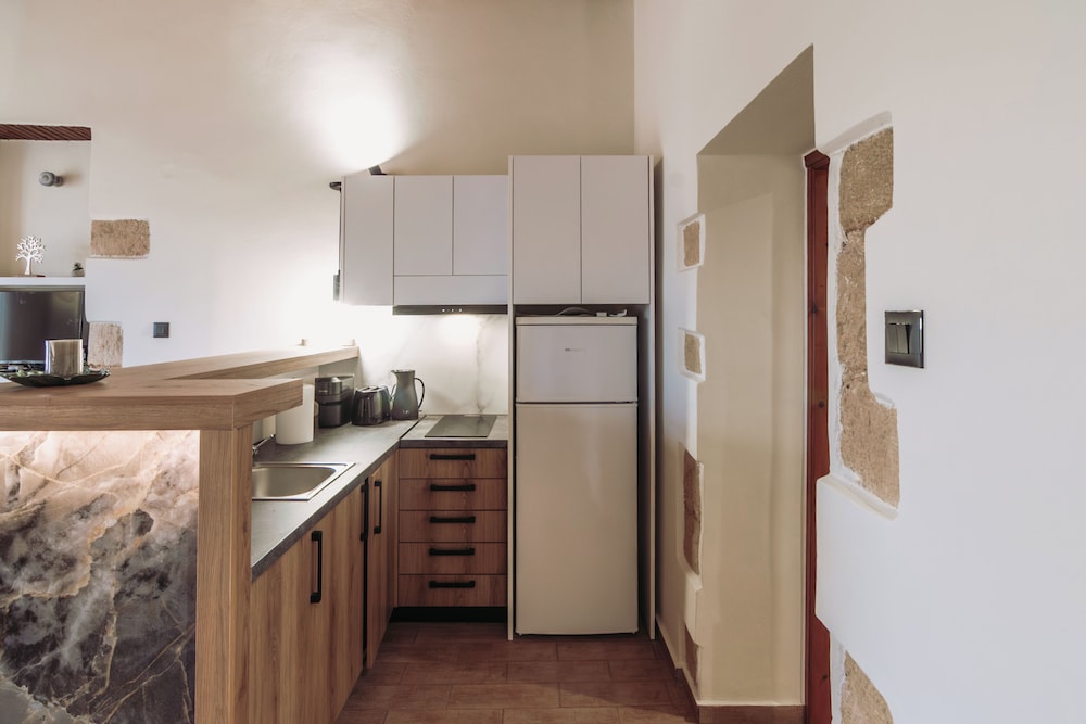 Santa Lucia Apartment — 4-Star Luxury Hotel in Chania, Greece