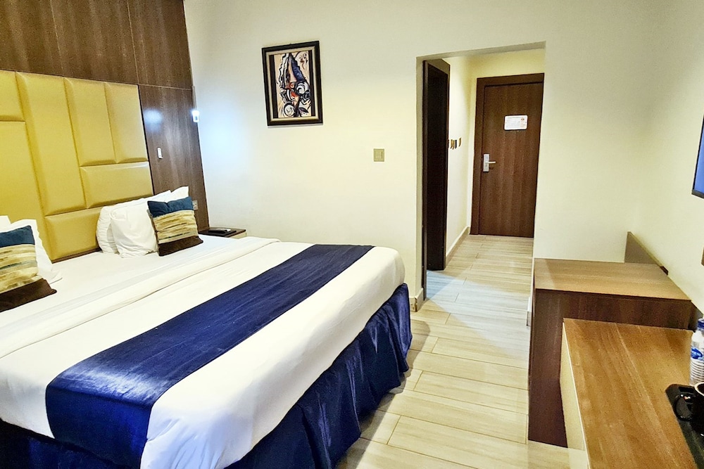 Villa Toscana Hotel Asaba — Asaba — photo 4