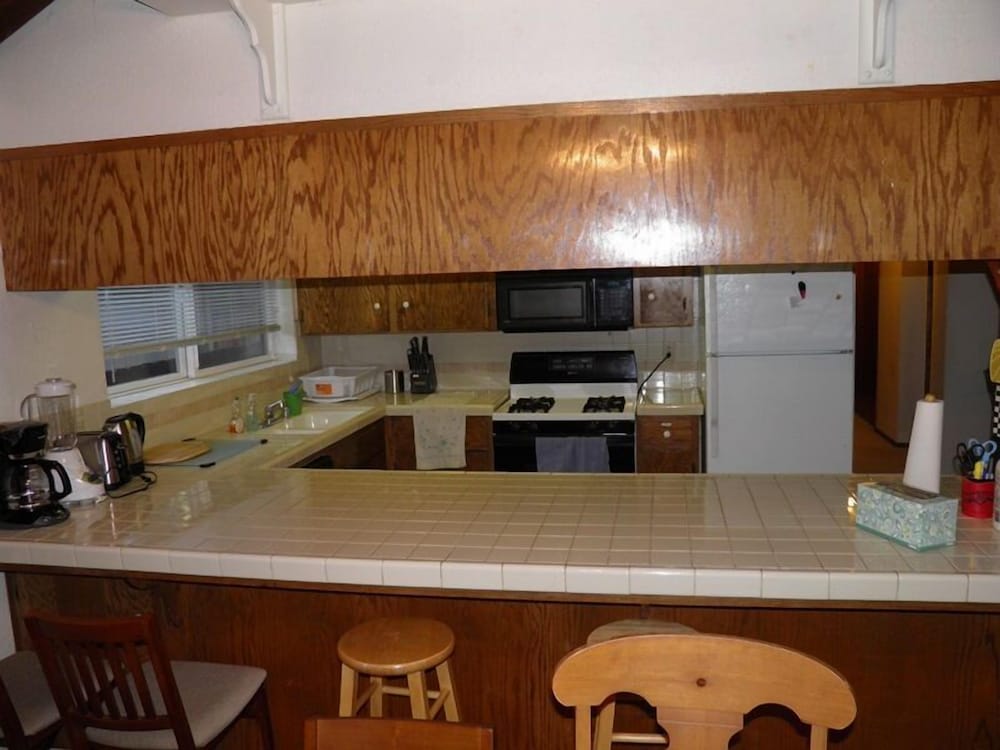 835 Paloma Ave. - photo 6