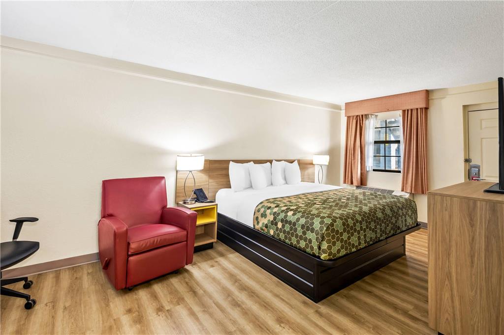 Econo Lodge Augusta North Washington Road - photo 48