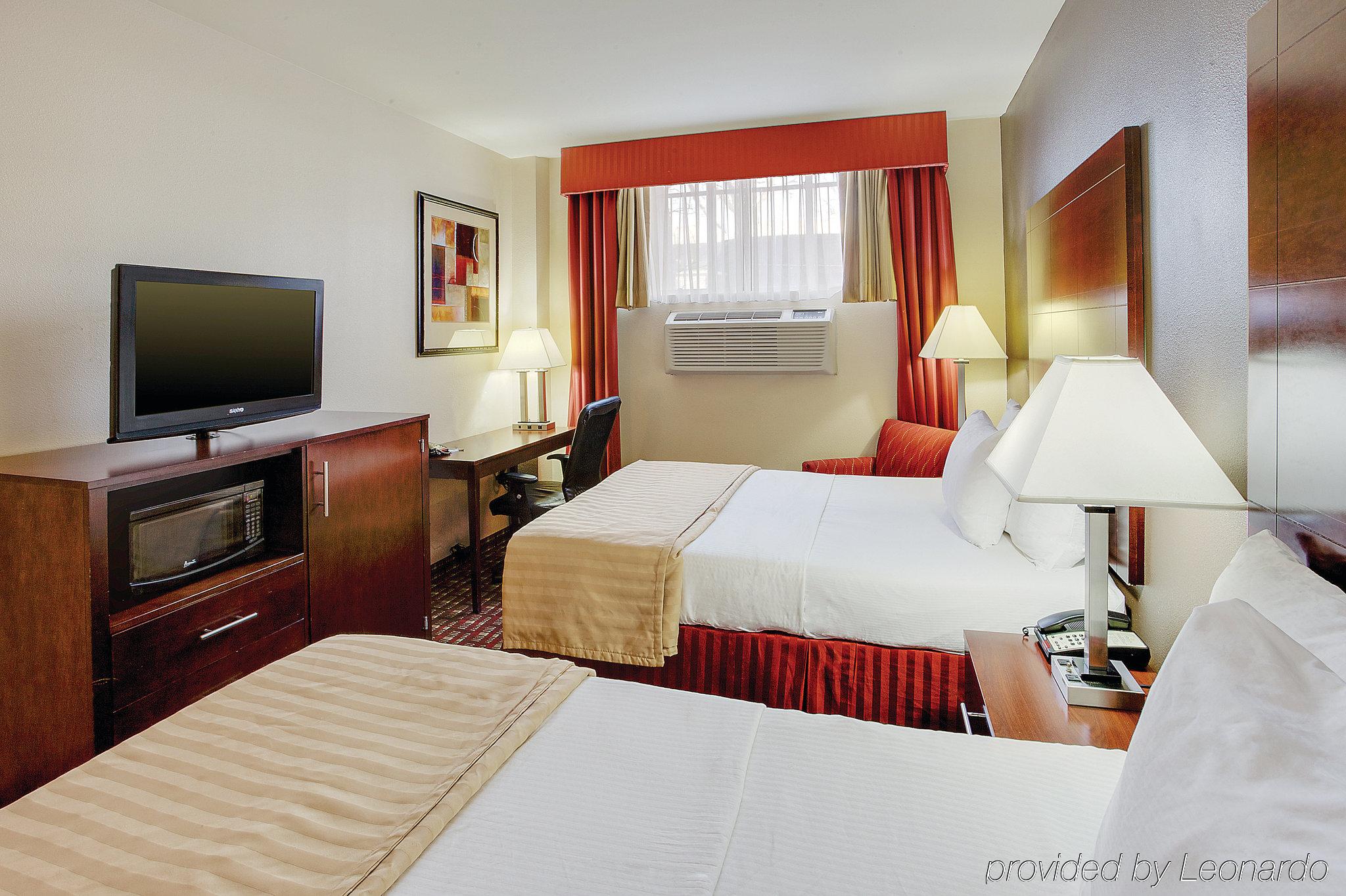 Jfk View Inn & Suites - photo 4