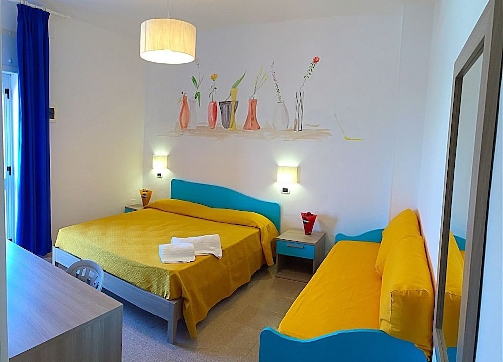 Hotel Albatros — hotel in Morciano Di Leuca