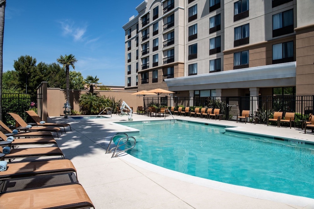 Courtyard by Marriott Newark Silicon Valley - photo 33