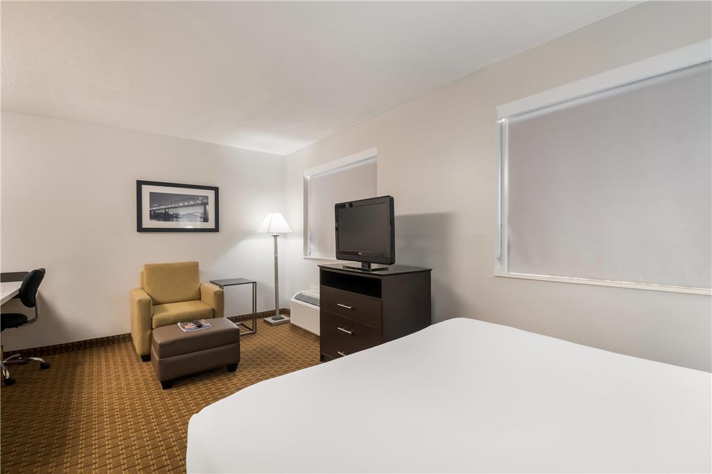 MainStay Suites Chattanooga Hamilton Place - photo 22