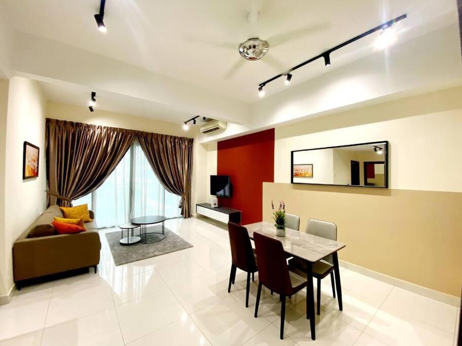 2br 2ba in the heart of KL Regalia Residence — 4-Star Luxury Hotel in Kuala Lumpur, Malaysia
