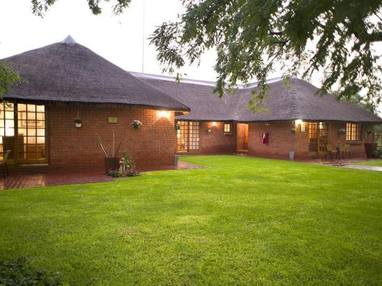 The Willows — 4-Star Luxury Hotel in Bloemfontein, South Africa