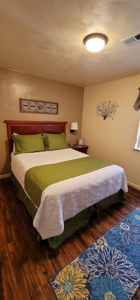 Affordable Corporate Suites of Overland Drive - photo 19