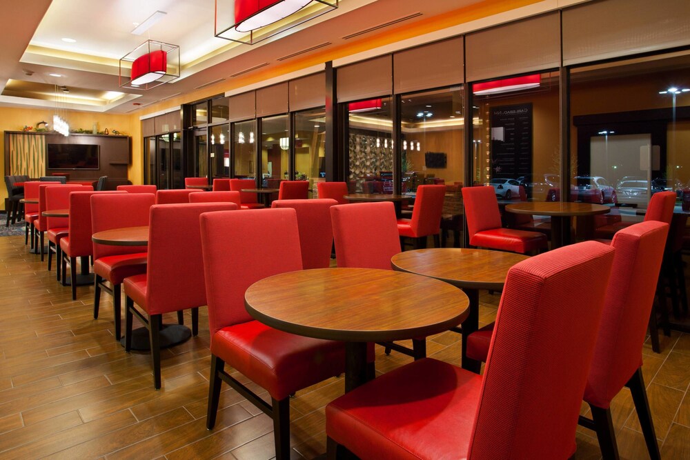 TownePlace Suites by Marriott Carlsbad - photo 22