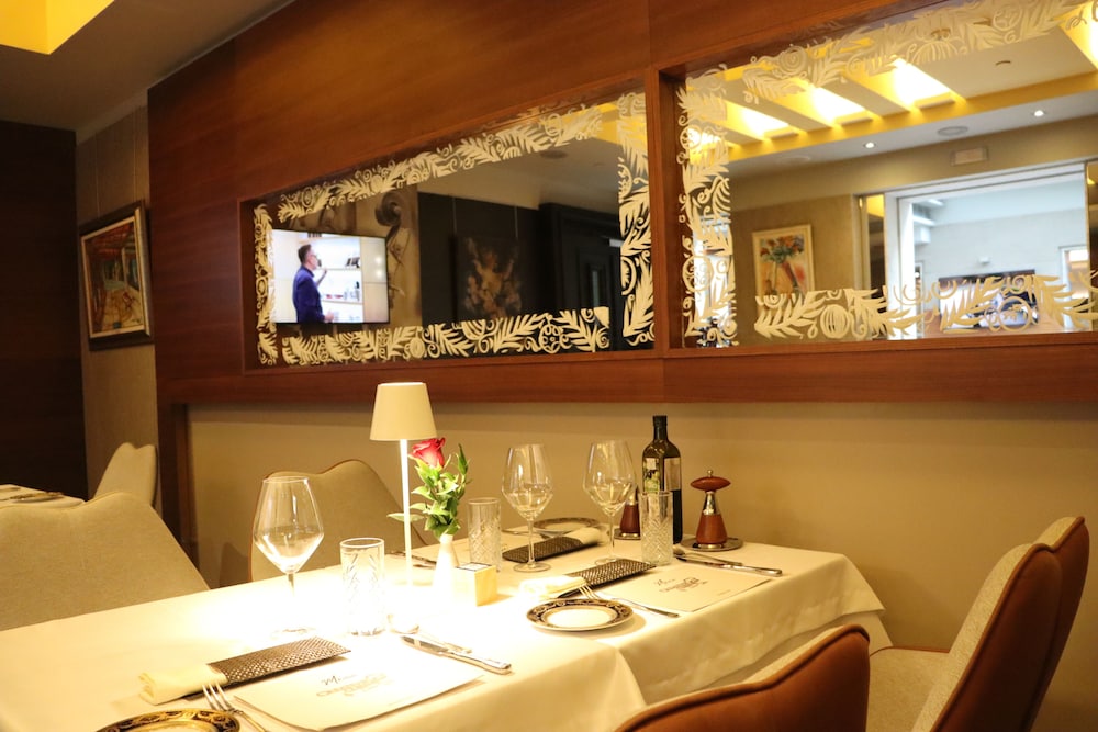 מזון ומשקאות