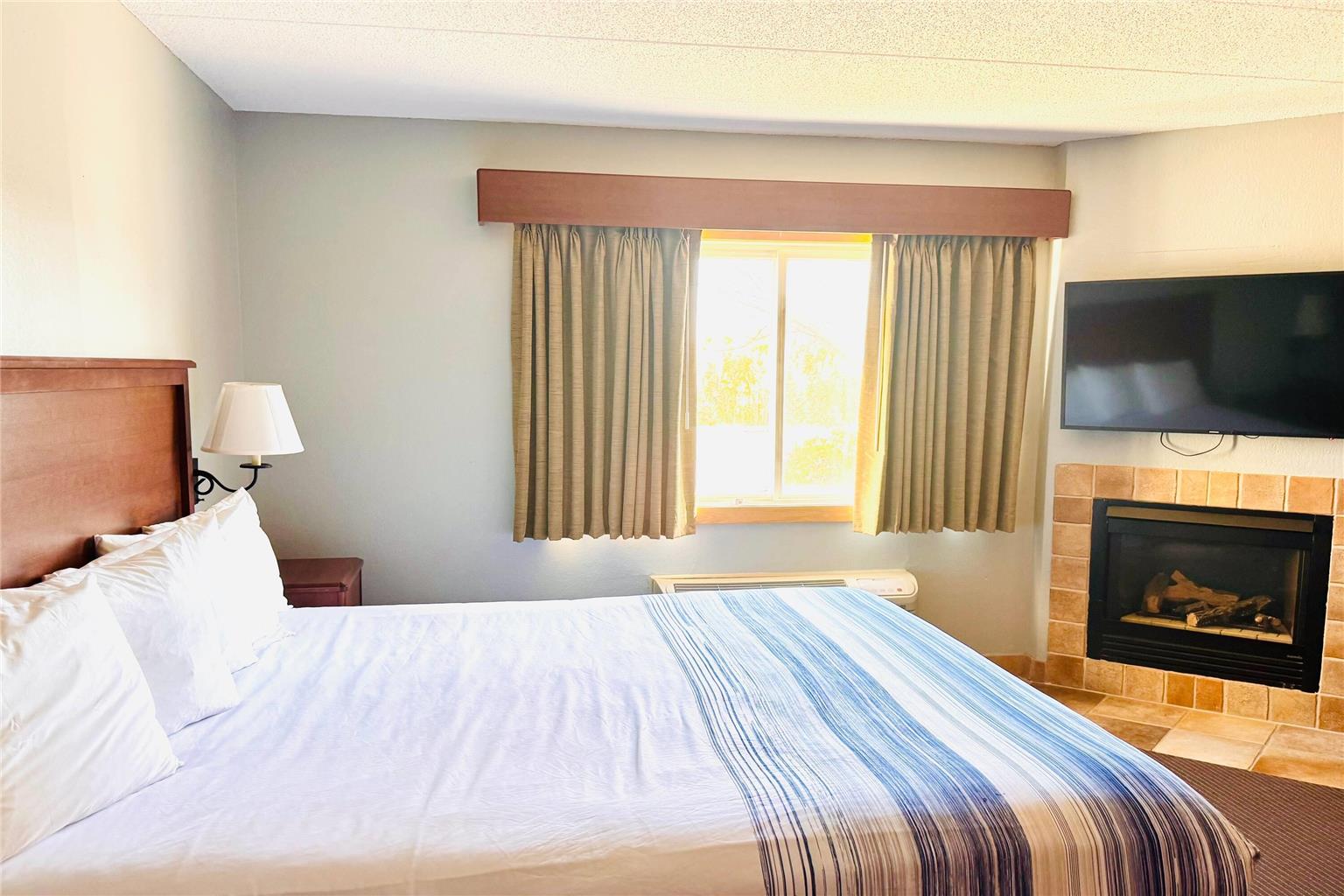 AmericInn by Wyndham Stillwater - photo 26