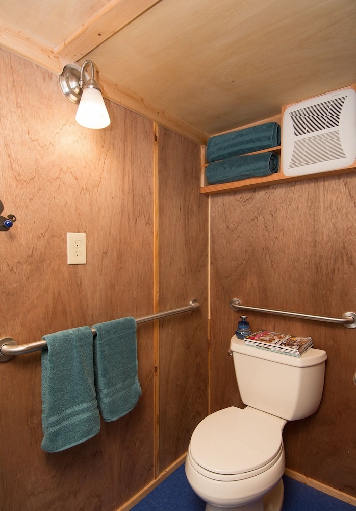 Caravan The Tiny House Hotel - photo 44