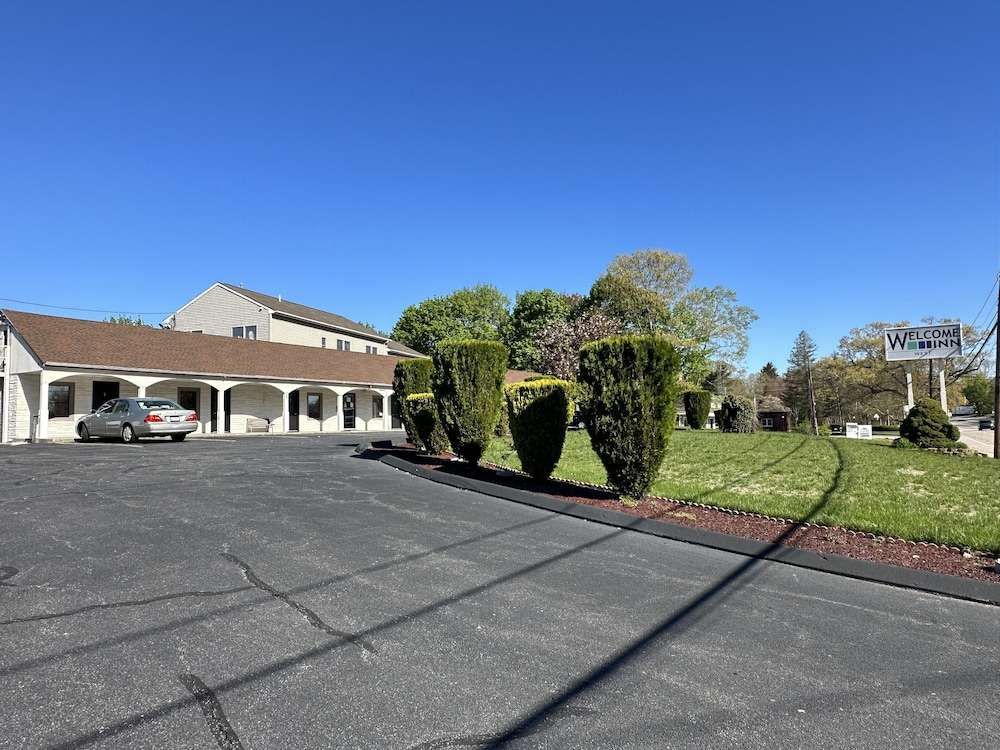 Americas Best Value Inn North Kingstown - photo 8