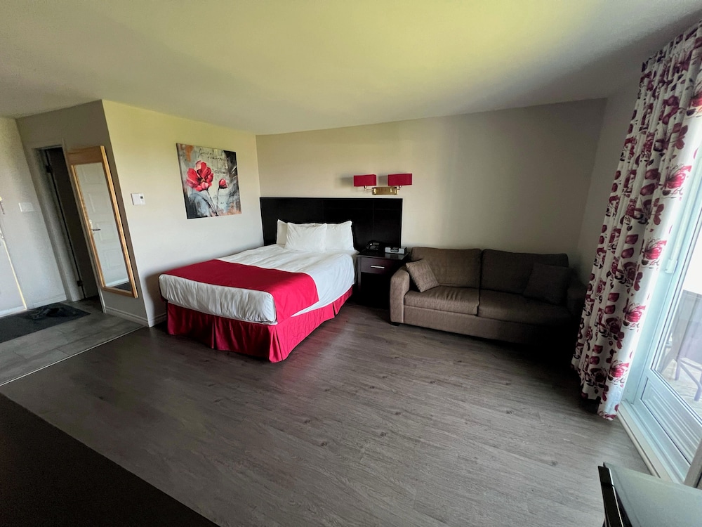 Mon Joli Motel — hotel near Mont Joli Airport